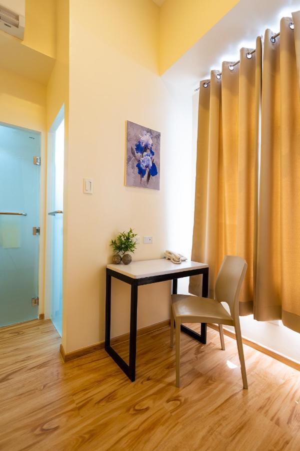 Myspace Hotel Comembo Taguig Esterno foto