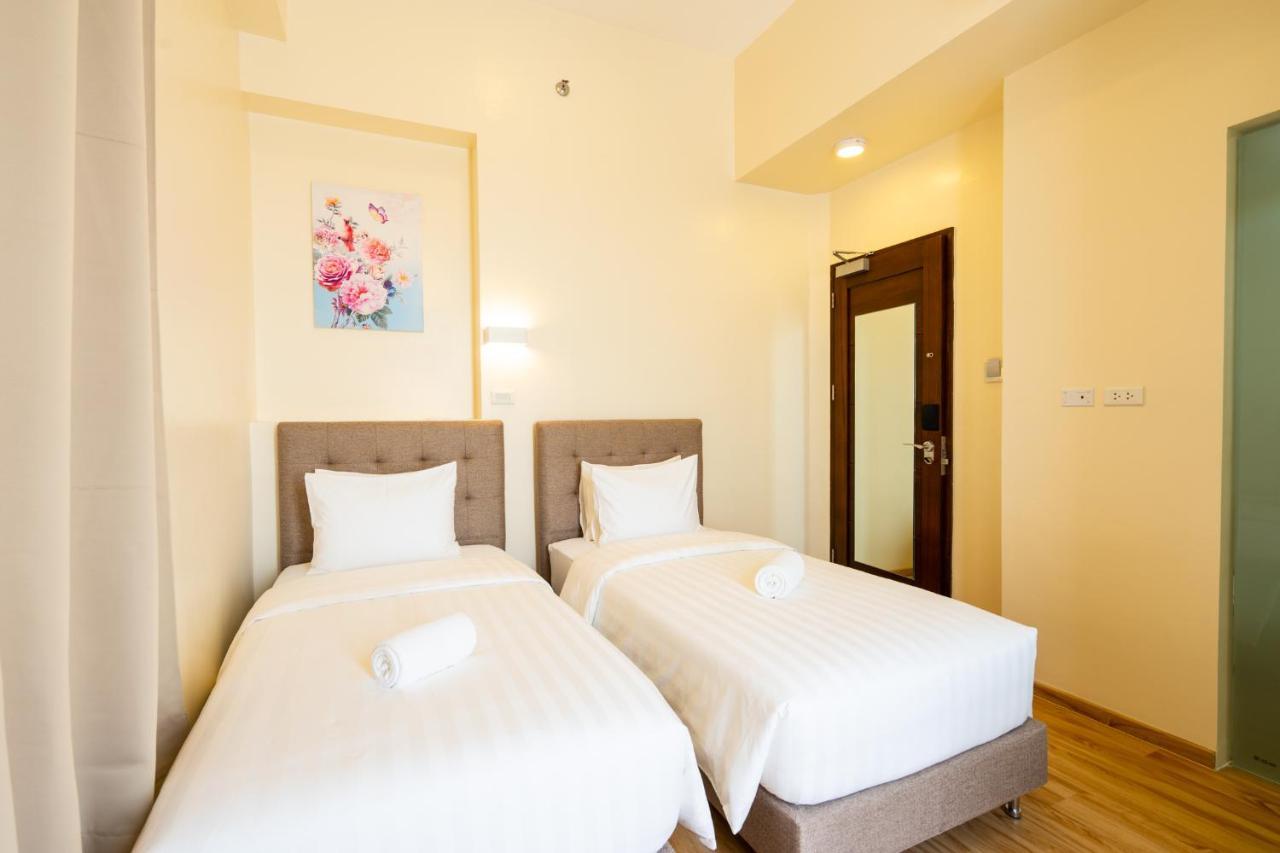 Myspace Hotel Comembo Taguig Esterno foto