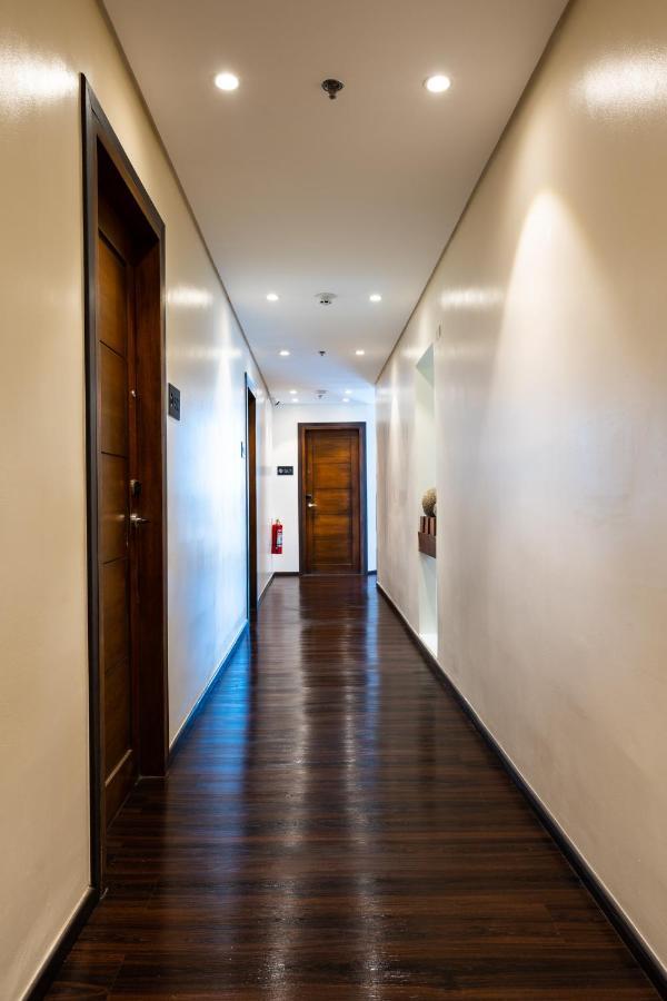 Myspace Hotel Comembo Taguig Esterno foto